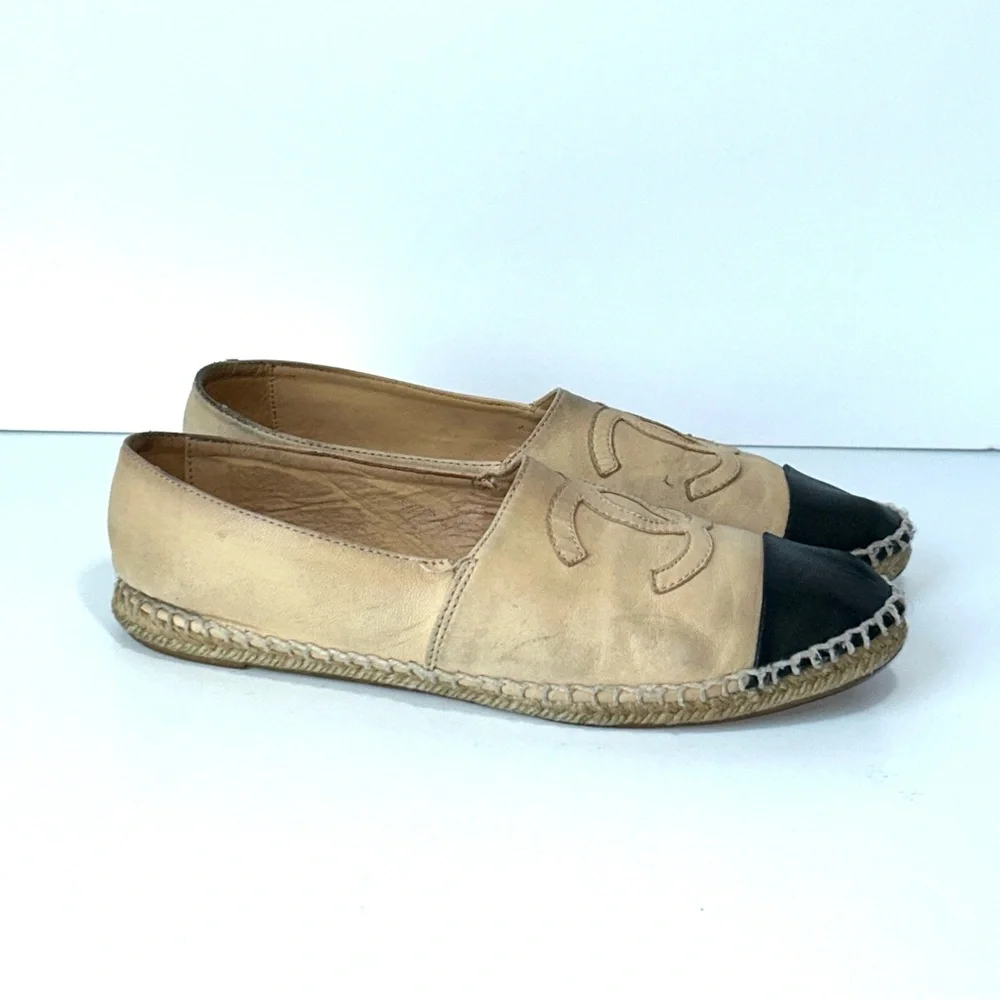 Chanel‎ Beige and Black Leather Espadrilles Flats Sz 39(8)